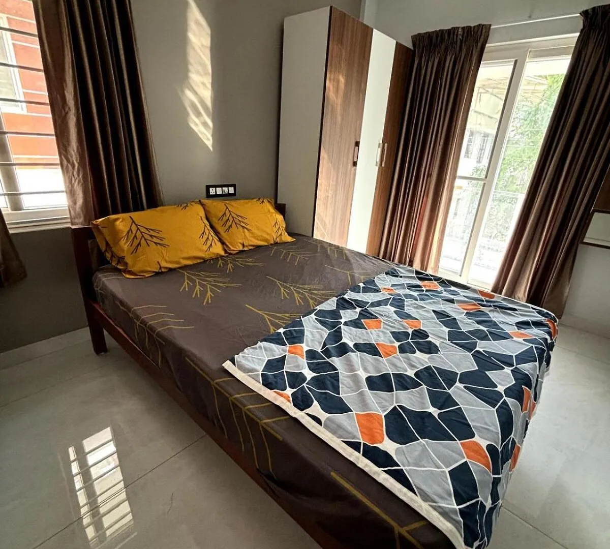 G 5 Gayathri Enclave 2 Bedroom Fully Furnished Apt Thiruvananthapuram 0*,  Indien